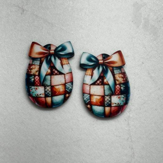 Quilted Egg Finished Earring